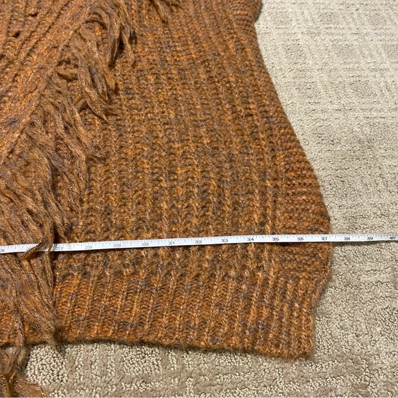 NWT {Anthropologie} Marled Chunky Knit Fringe Oversized Poncho Bronze - One Size - Picture 11 of 16